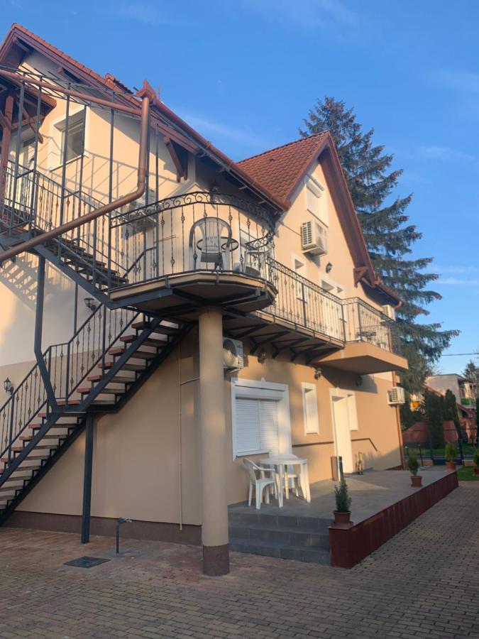 Gabor Aron Apartment Hajdúszoboszló Exteriér fotografie